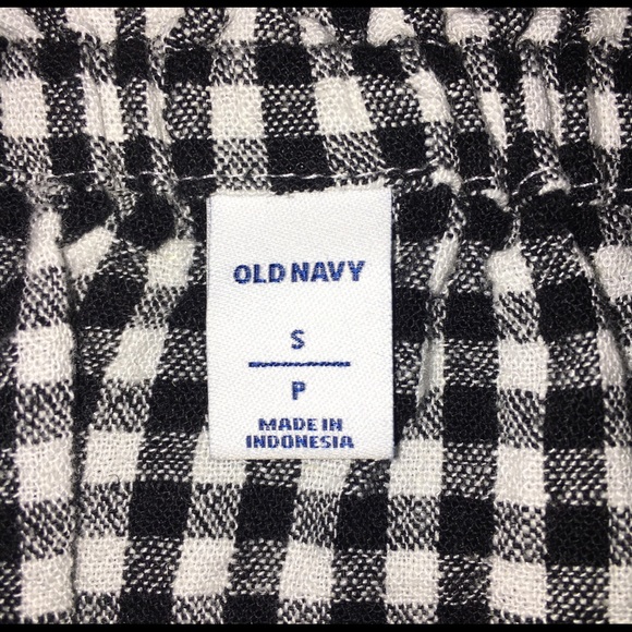 Old Navy  NWOT  Off the Shoulder Romper - Picture 2 of 8